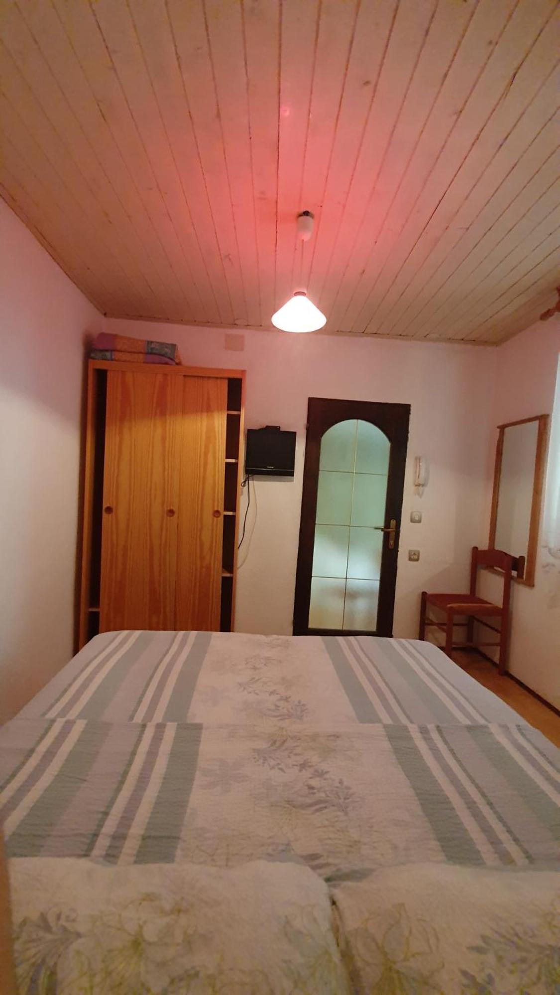 Appartamento Apartmaji Mila Pirano Esterno foto