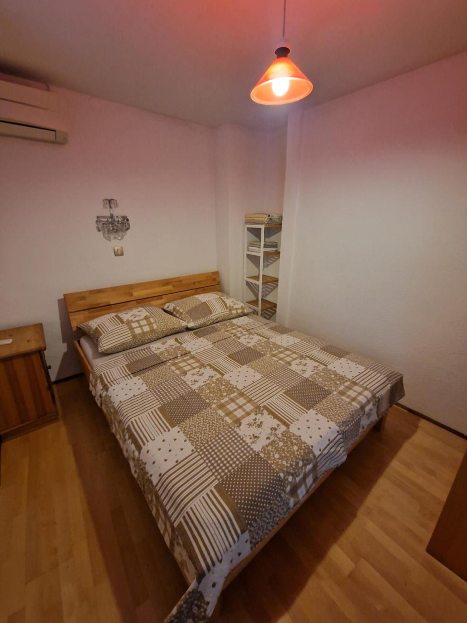 Appartamento Apartmaji Mila Pirano Esterno foto